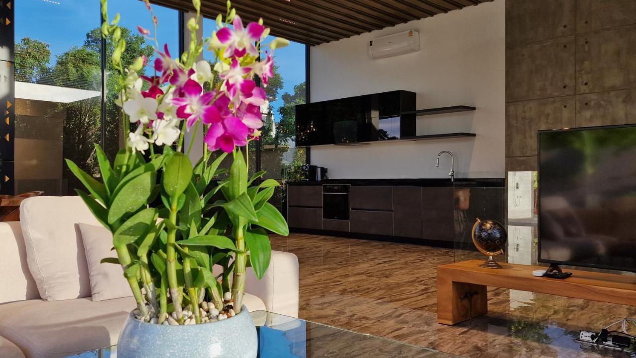 Villa Obsidian, With Staff, Sea View And Walk To Choeng Mon Beach المظهر الخارجي الصورة