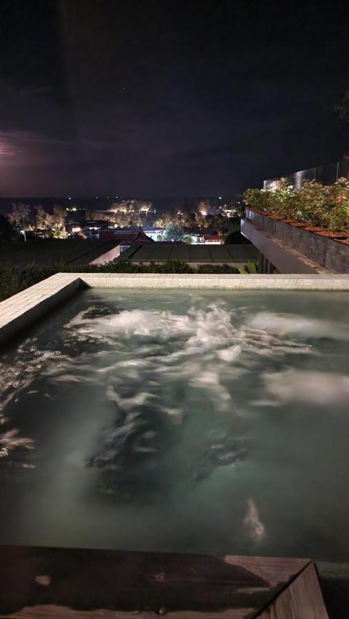 Villa Obsidian, With Staff, Sea View And Walk To Choeng Mon Beach المظهر الخارجي الصورة