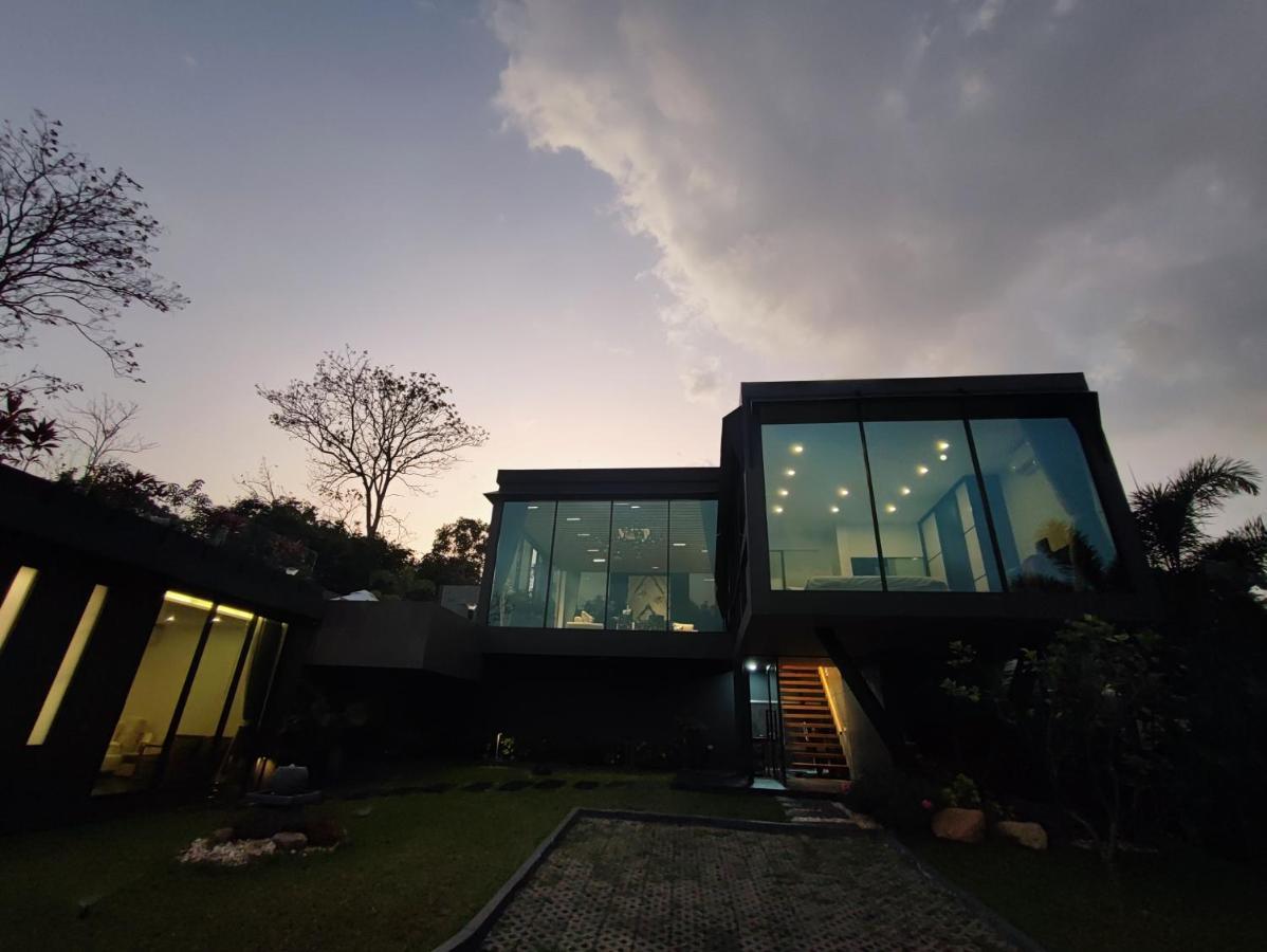 Villa Obsidian, With Staff, Sea View And Walk To Choeng Mon Beach المظهر الخارجي الصورة