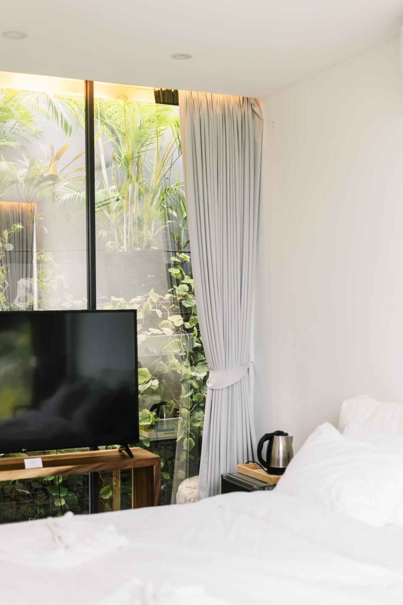 Villa Obsidian, With Staff, Sea View And Walk To Choeng Mon Beach المظهر الخارجي الصورة