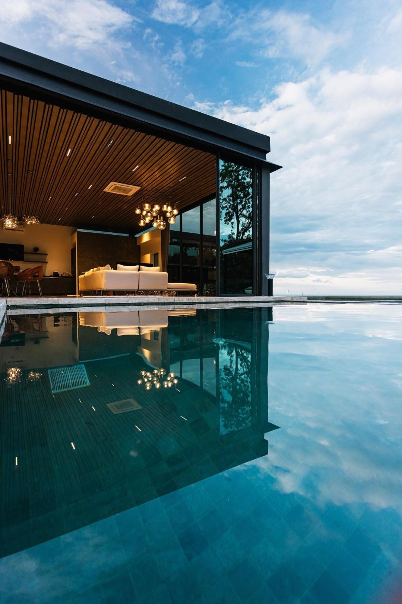 Villa Obsidian, With Staff, Sea View And Walk To Choeng Mon Beach المظهر الخارجي الصورة