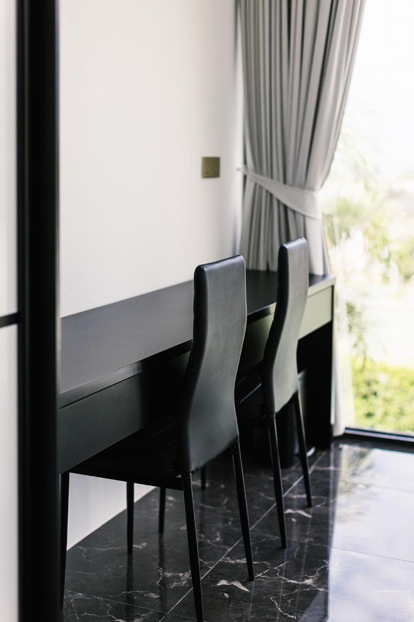 Villa Obsidian, With Staff, Sea View And Walk To Choeng Mon Beach المظهر الخارجي الصورة